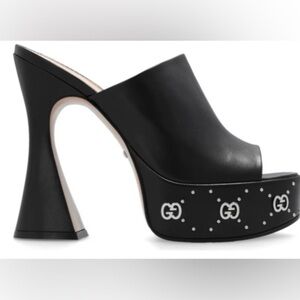 Brand New Gorgeous Leather Gucci Peep Toe Shoes